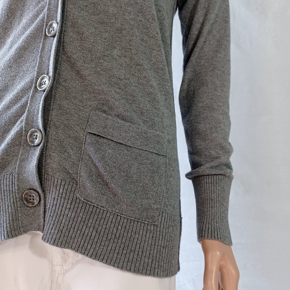 Mossimo Supply Co. Women Cardigan Sweaters Solid Gray Button Up Small - Picture 6 of 11